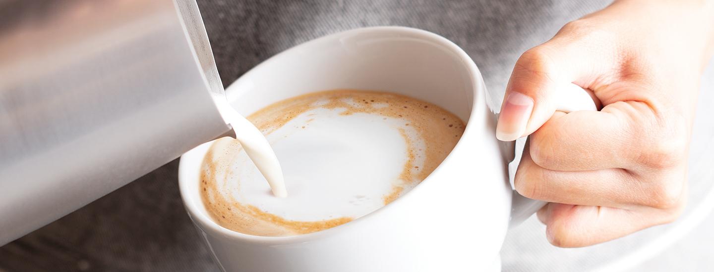 Flat White Vs. Lattes | The Coffee Bean 
