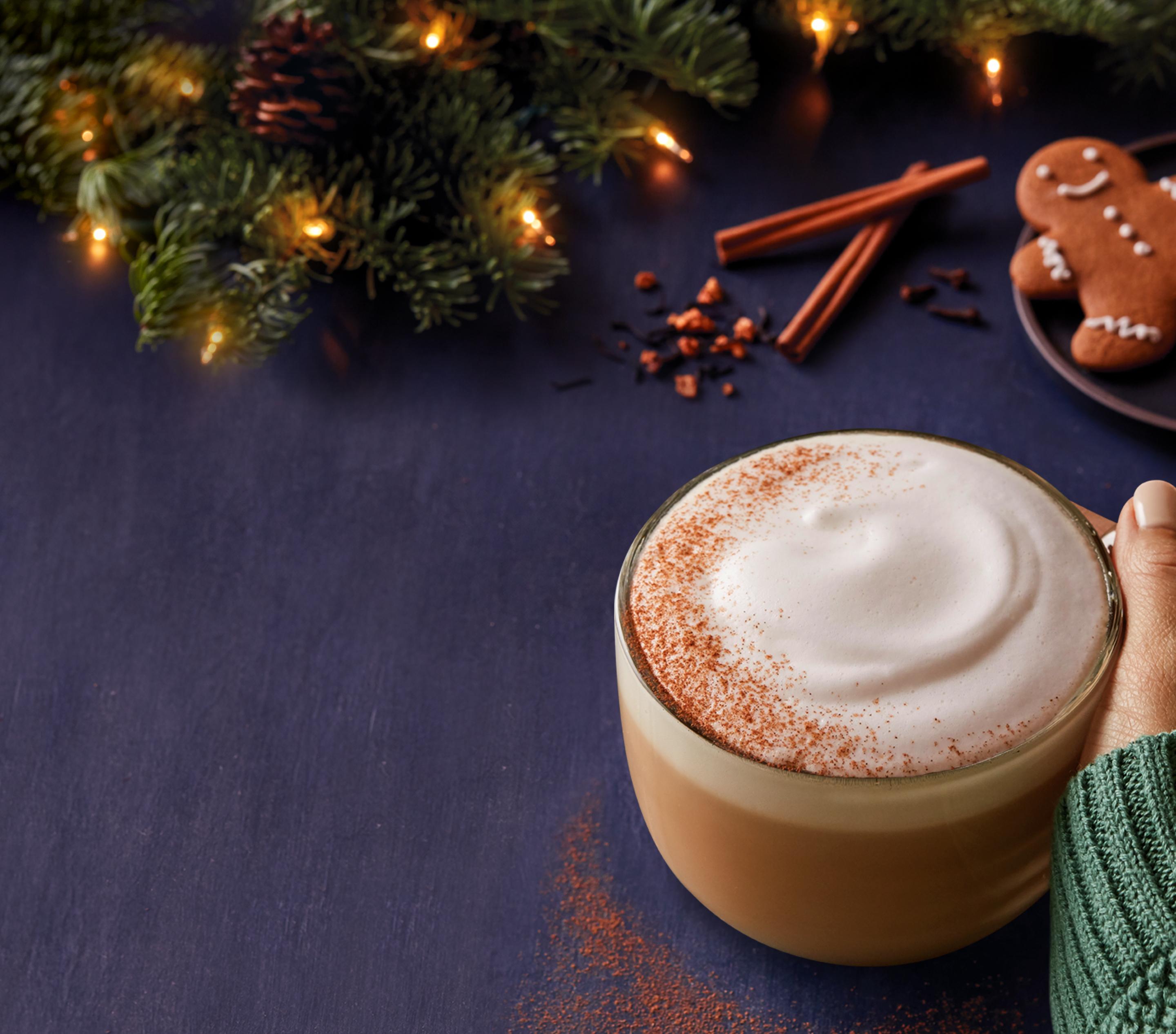 Winter Dream Tea® Latte The Coffee Bean & Tea Leaf